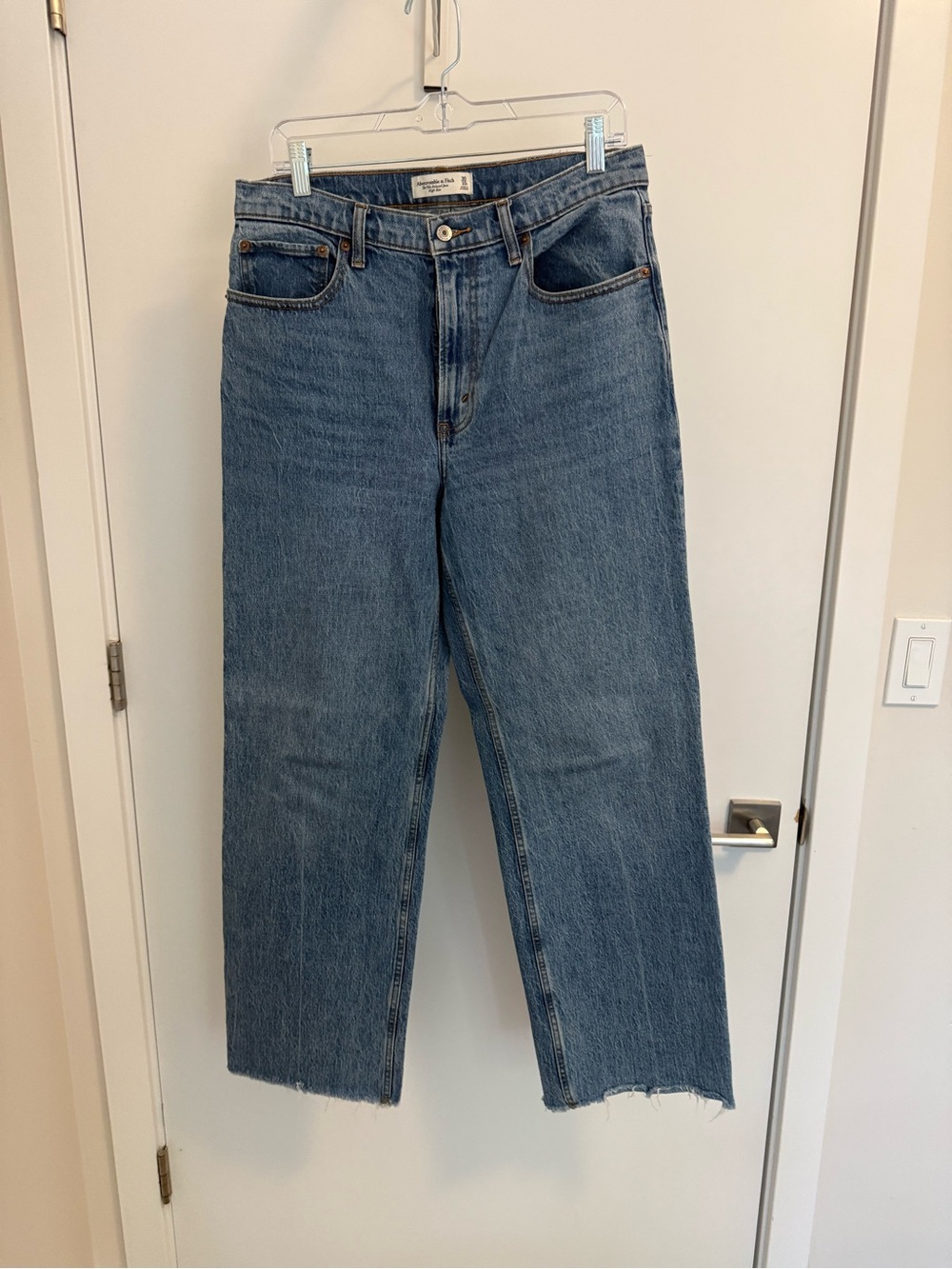 Abercrombie 90s Relaxed High Rise Jeans